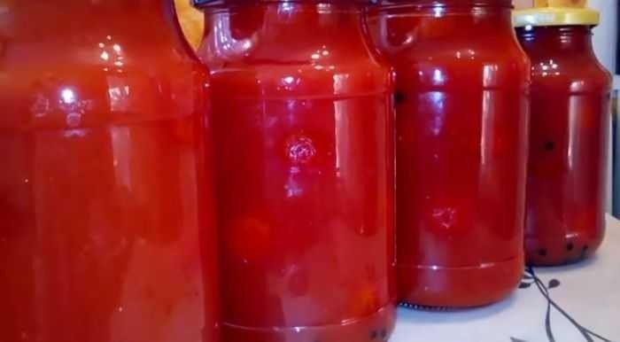 Помидоры в томатном соке в литровых банках на зиму