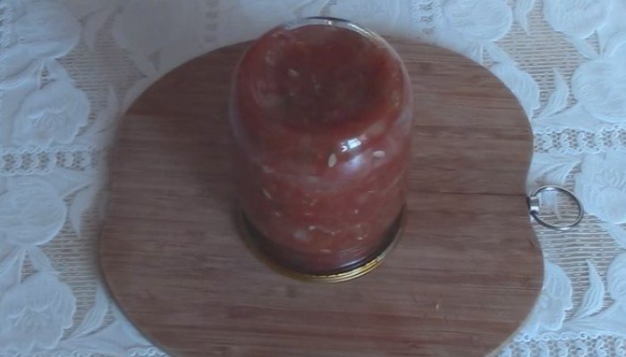 Аджика из слив с томатной пастой на зиму