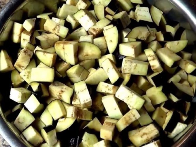 Баклажаны резанные кубиками рецепт в духовке из кавказской кухни