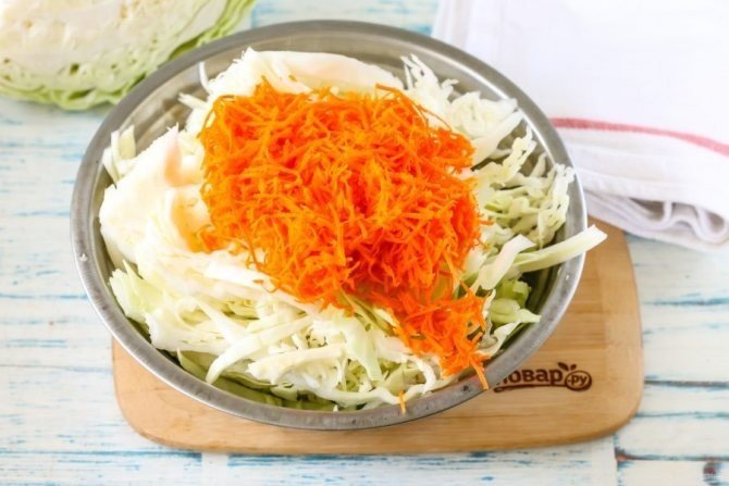 Салат капуста с морковью